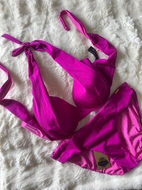 A. Che’ Halter Bikini Set in Bright Magenta NWT